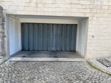 Negócio para Venda em Lagos (São Sebastião e Santa Maria)