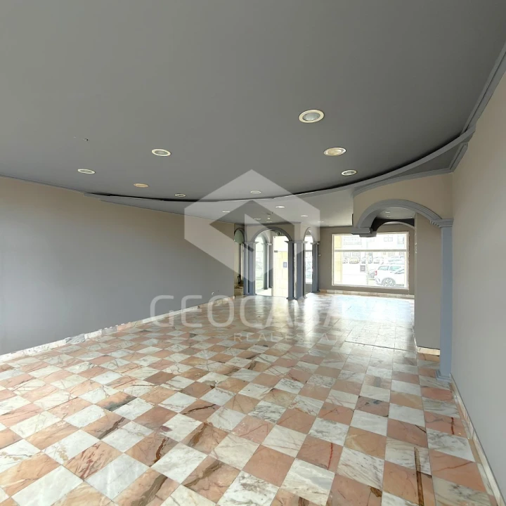 Loja para Arrendamento em Algueirão-Mem Martins Foto 2