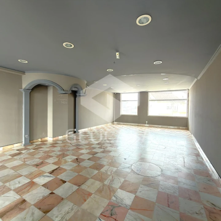 Loja para Arrendamento em Algueirão-Mem Martins Foto 12