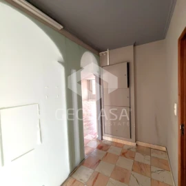 Loja para Arrendamento em Algueirão-Mem Martins