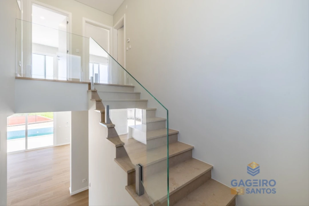 Moradia T4 para Venda em São Martinho do Porto Foto 34