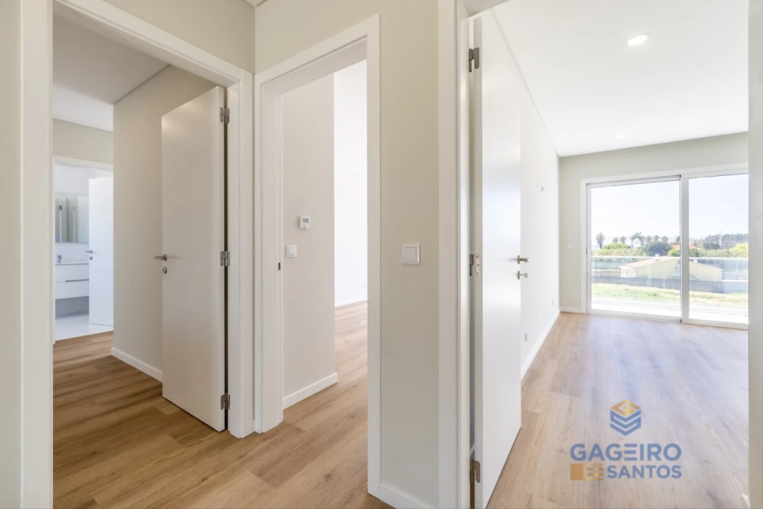 Moradia T4 para Venda em São Martinho do Porto Foto 35