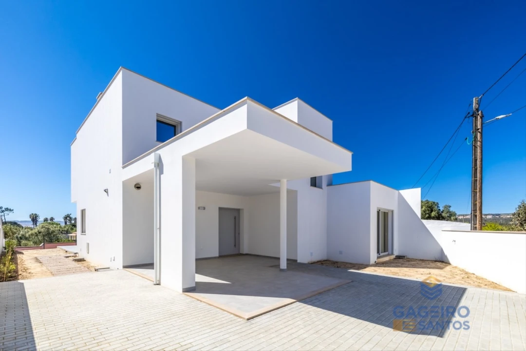 Moradia T4 para Venda em São Martinho do Porto Foto 10