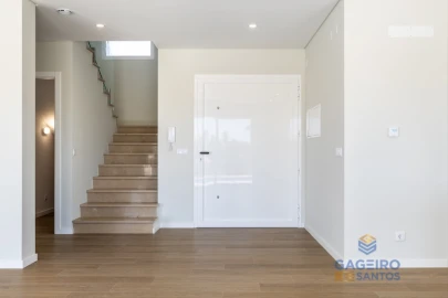 Moradia T4 para Venda em São Martinho do Porto