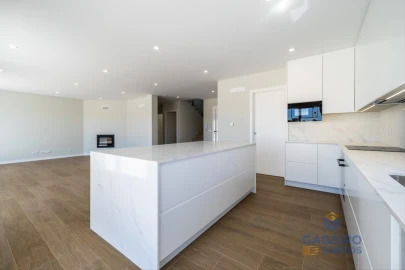 Moradia T4 para Venda em São Martinho do Porto