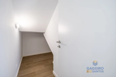 Moradia T4 para Venda em São Martinho do Porto