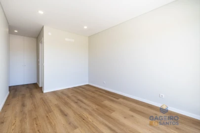 Moradia T4 para Venda em São Martinho do Porto