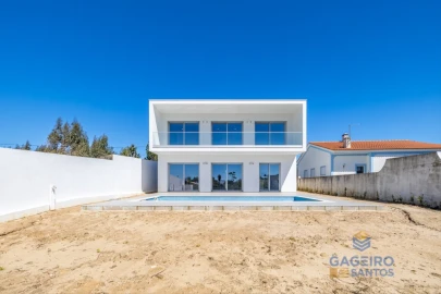 Moradia T4 para Venda em São Martinho do Porto