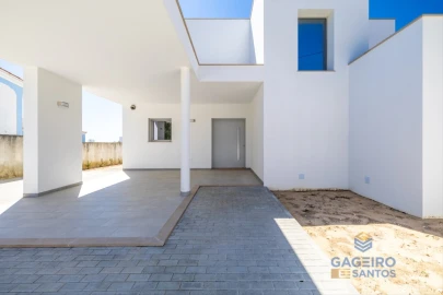 Moradia T4 para Venda em São Martinho do Porto