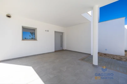 Moradia T4 para Venda em São Martinho do Porto