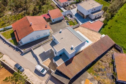 Moradia T4 para Venda em São Martinho do Porto