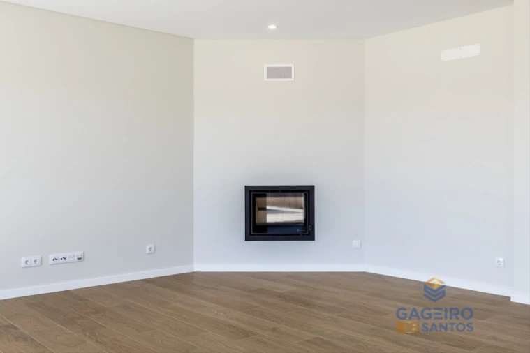 Moradia T4 para Venda em São Martinho do Porto Foto 20