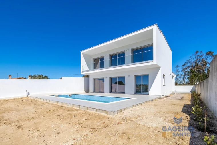 Moradia T4 para Venda em São Martinho do Porto Foto 8