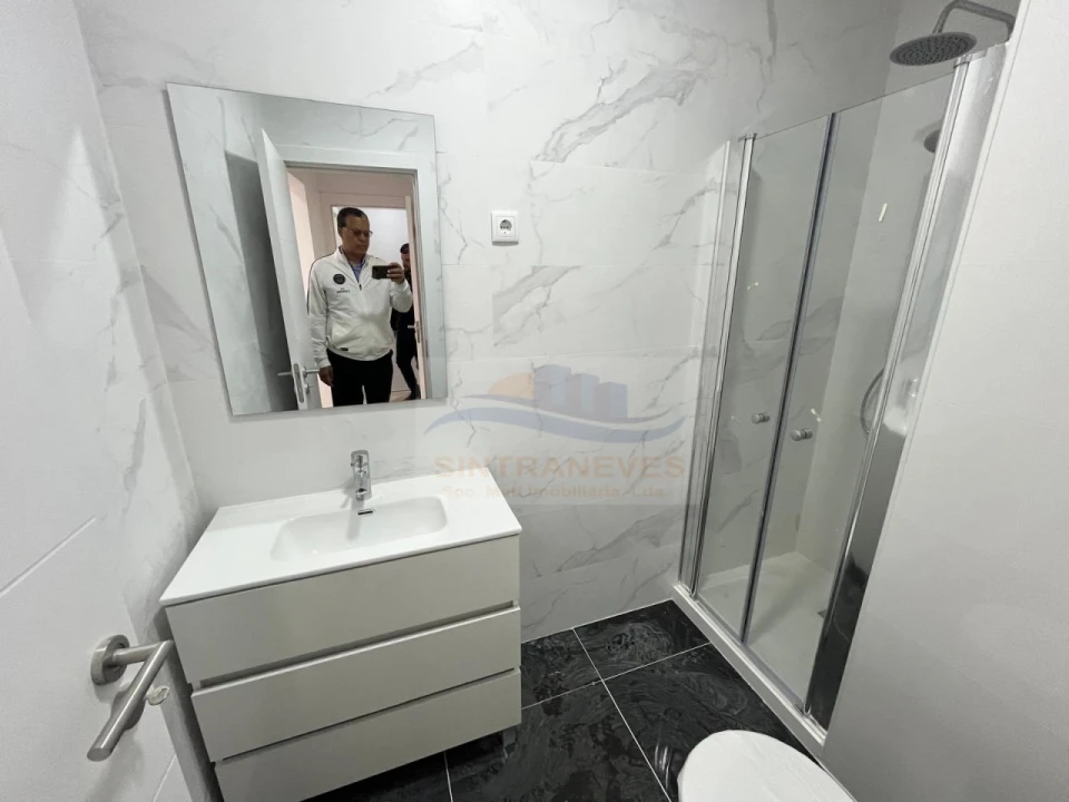 Apartamento T3 para Venda em Falagueira-Venda Nova Foto 22