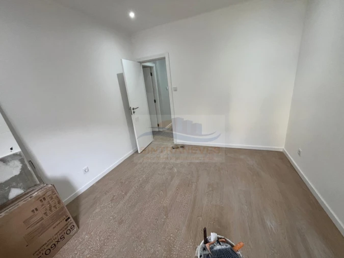 Apartamento T3 para Venda em Falagueira-Venda Nova Foto 4