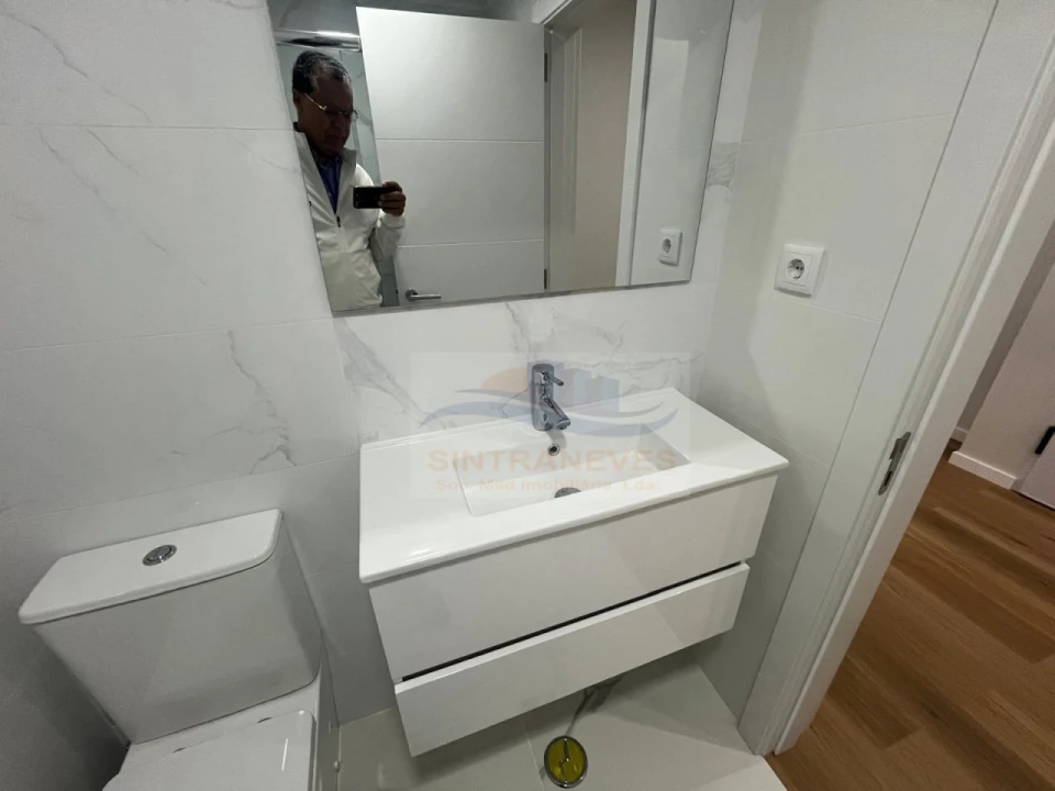 Apartamento T2 para Venda em Águas Livres Foto 7