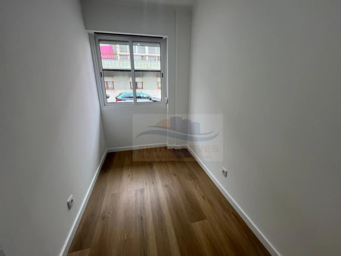 Apartamento T2 para Venda em Águas Livres Foto 5