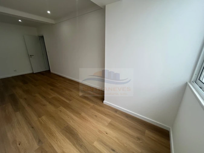 Apartamento T2 para Venda em Águas Livres Foto 10