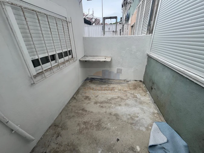 Apartamento T2 para Venda em Águas Livres Foto 16