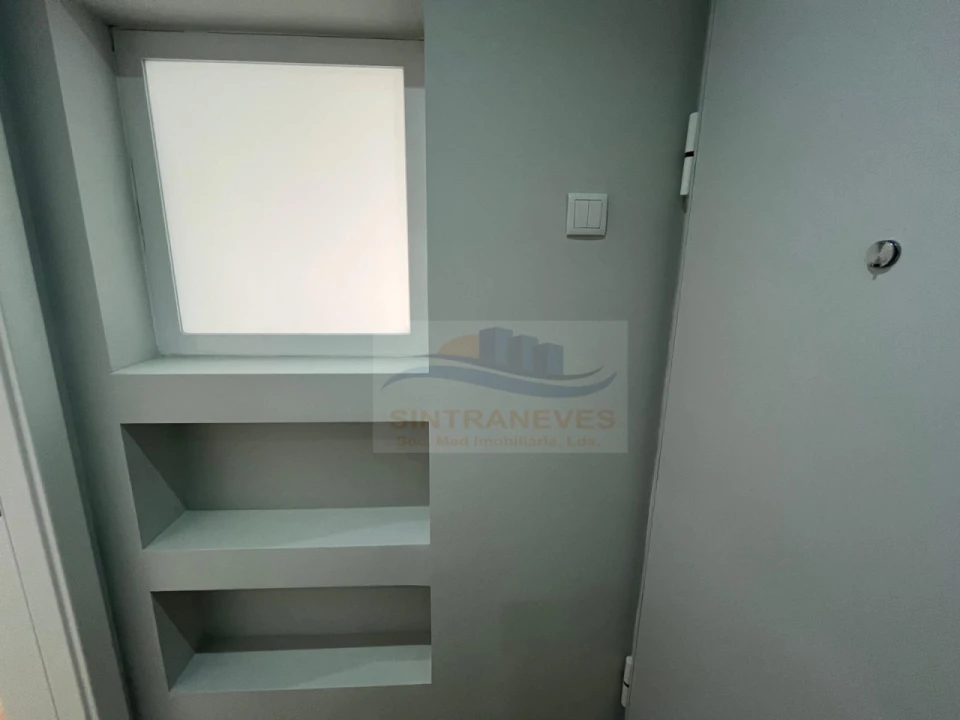 Apartamento T2 para Venda em Venteira Foto 3