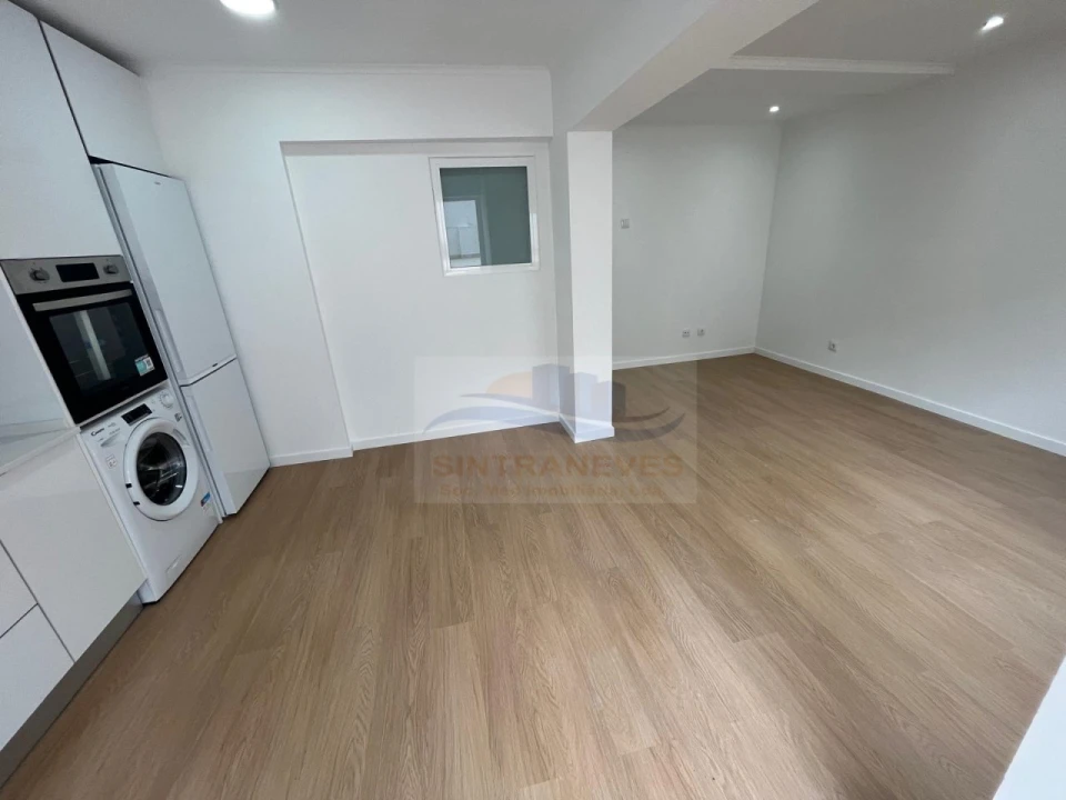 Apartamento T2 para Venda em Venteira Foto 11