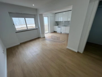 Apartamento T2 para Venda em Venteira