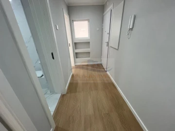 Apartamento T2 para Venda em Venteira
