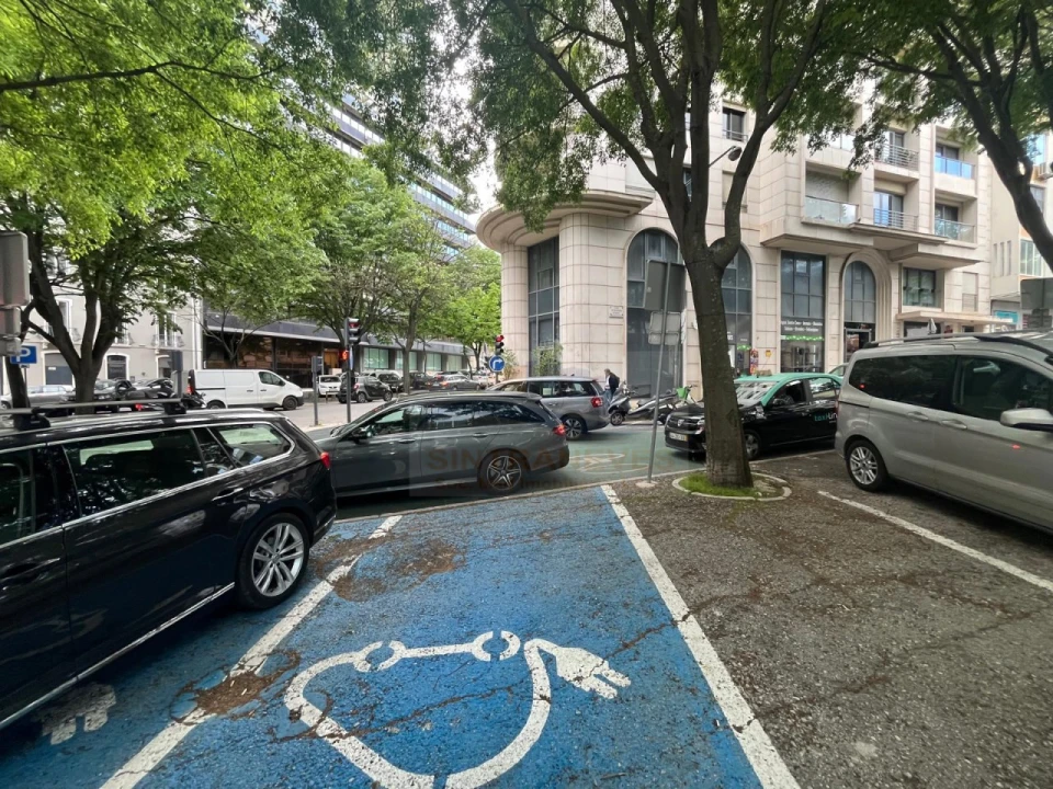 Loja para Venda em Avenidas Novas Foto 11