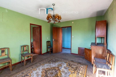 Moradia T3 para Venda em Vascoveiro