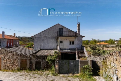 Moradia T3 para Venda em Vascoveiro