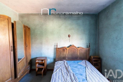 Moradia T3 para Venda em Vascoveiro