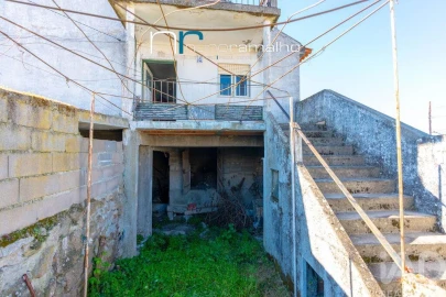 Moradia T3 para Venda em Vascoveiro