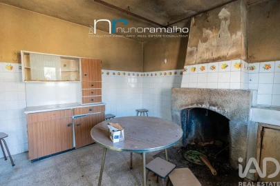 Moradia T3 para Venda em Vascoveiro