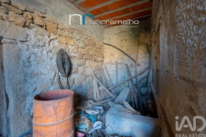 Moradia T3 para Venda em Vascoveiro