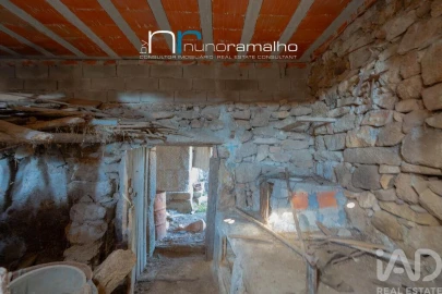 Moradia T3 para Venda em Vascoveiro