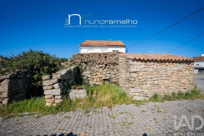 Moradia T3 para Venda em Vascoveiro