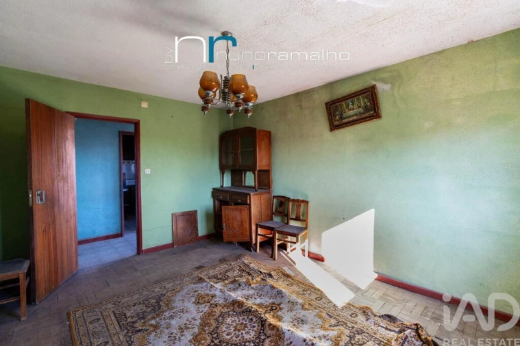 Moradia T3 para Venda em Vascoveiro Foto 33