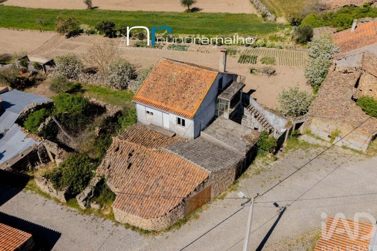 Moradia T3 para Venda em Vascoveiro Foto 8