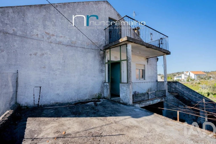 Moradia T3 para Venda em Vascoveiro Foto 39