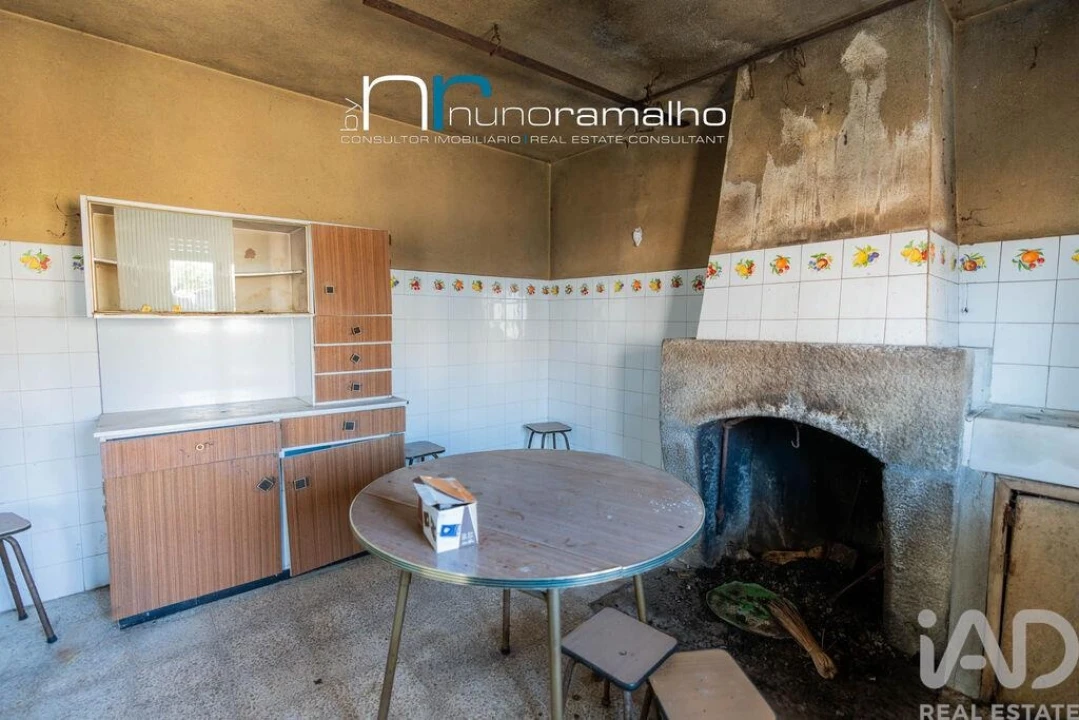 Moradia T3 para Venda em Vascoveiro Foto 25