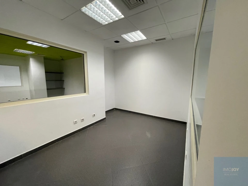 Escritório para Venda em Algés, Linda-A-Velha e Cruz Quebrada-Dafundo Foto 13