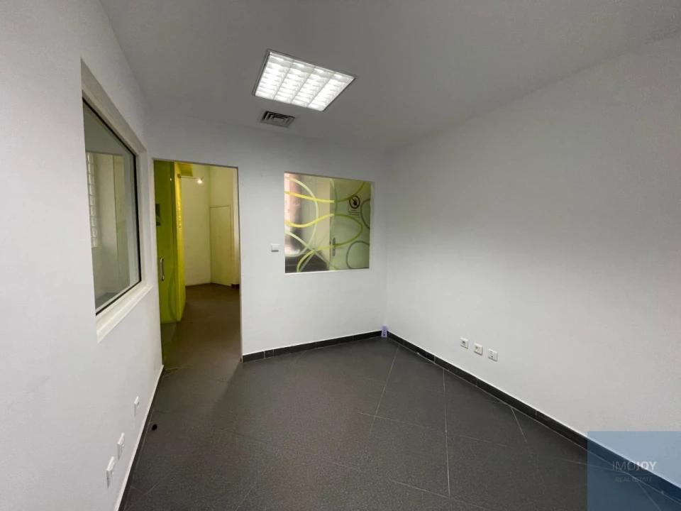 Escritório para Venda em Algés, Linda-A-Velha e Cruz Quebrada-Dafundo Foto 16