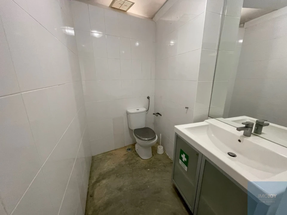 Escritório para Venda em Algés, Linda-A-Velha e Cruz Quebrada-Dafundo Foto 27