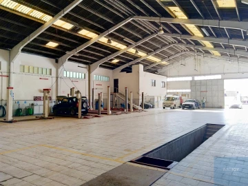 Armazém para Arrendamento em Maceda