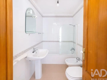 Apartamento T1 para Venda em Subportela, Deocriste e Portela Susã