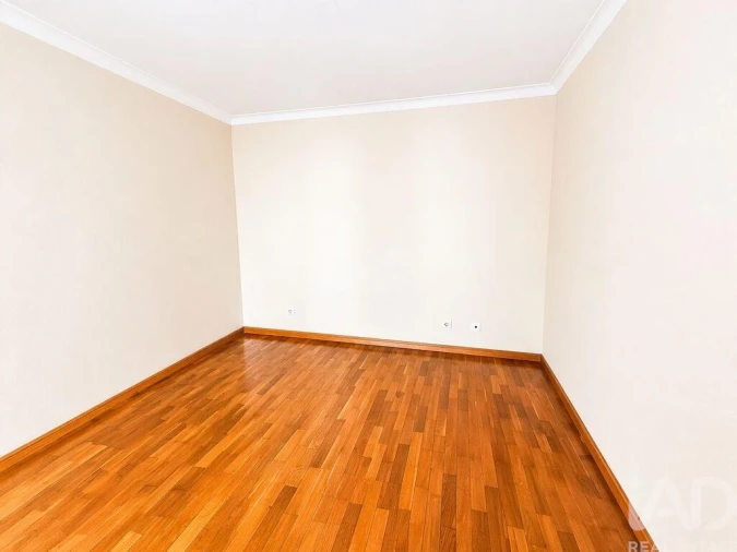 Apartamento T1 para Venda em Subportela, Deocriste e Portela Susã Foto 9