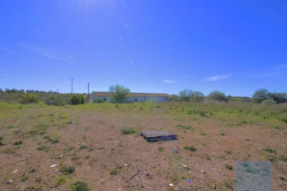 Terreno para Venda em Luz de Tavira e Santo Estêvão