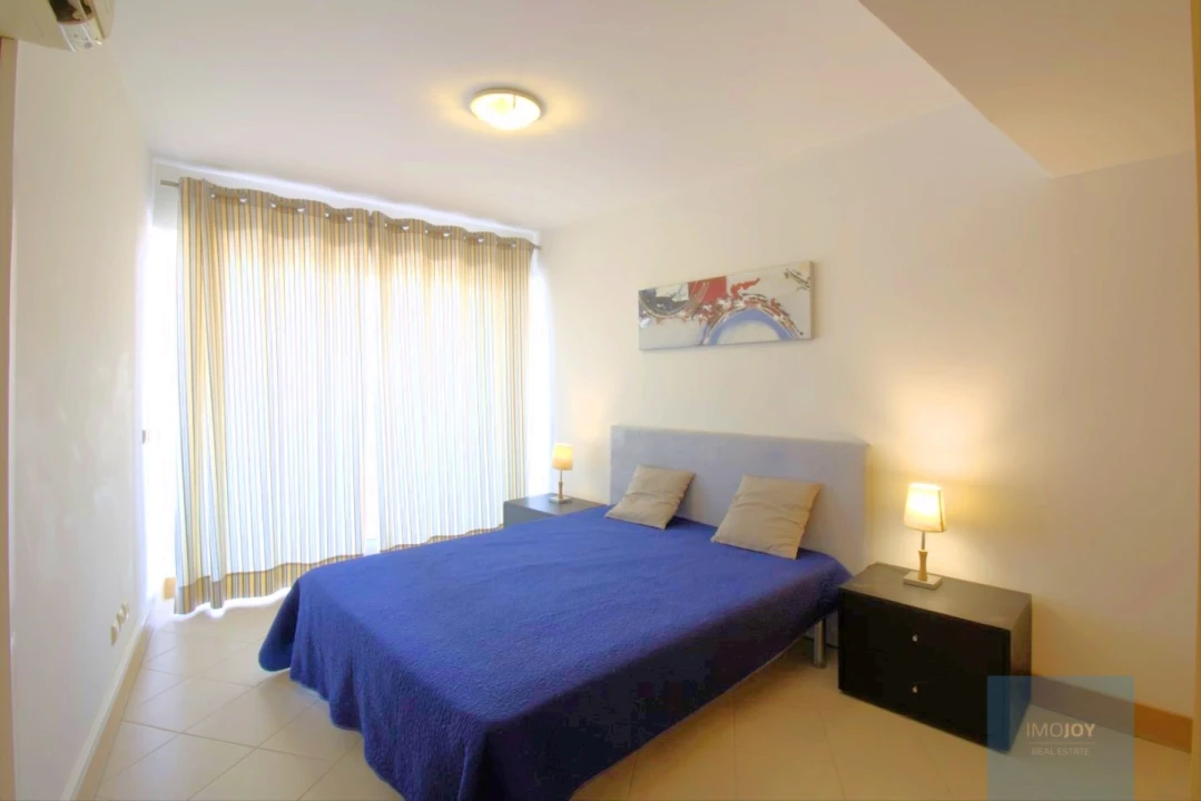 Apartamento T4 para Venda em Portimão Foto 21