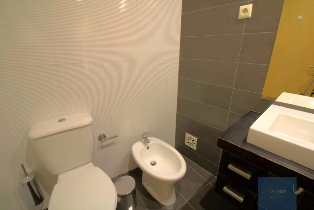 Apartamento T4 para Venda em Portimão Foto 32