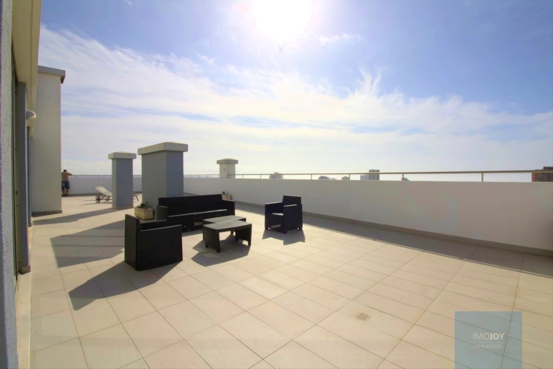 Apartamento T4 para Venda em Portimão Foto 41